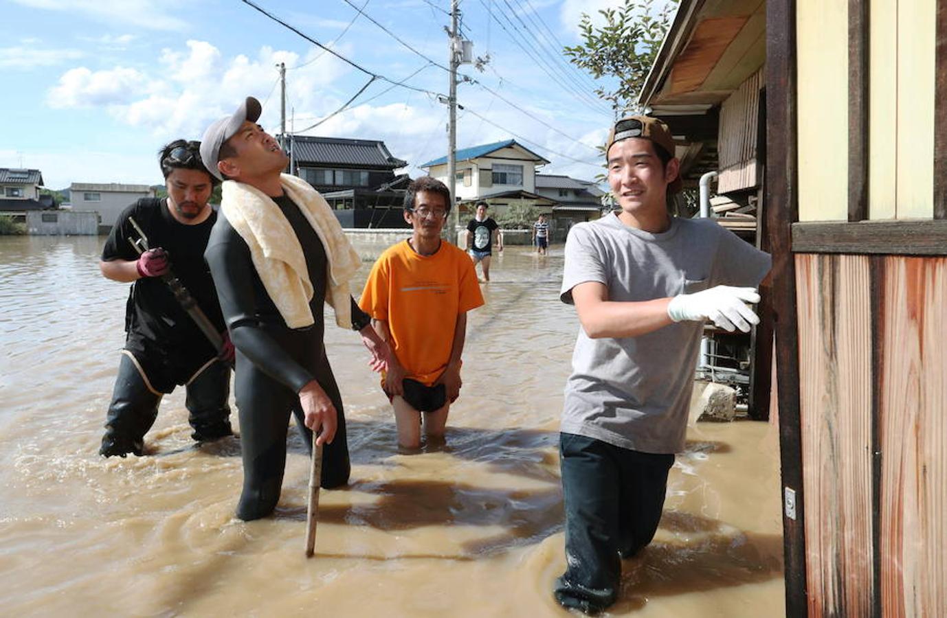 Una de las peores catástrofes naturales de las últimas décadas. Las precipitaciones han causado graves daños en miles de viviendas e infraestructuras, provocado la evacuación de decenas de miles de personas y dejado aisladas a poblaciones enteras