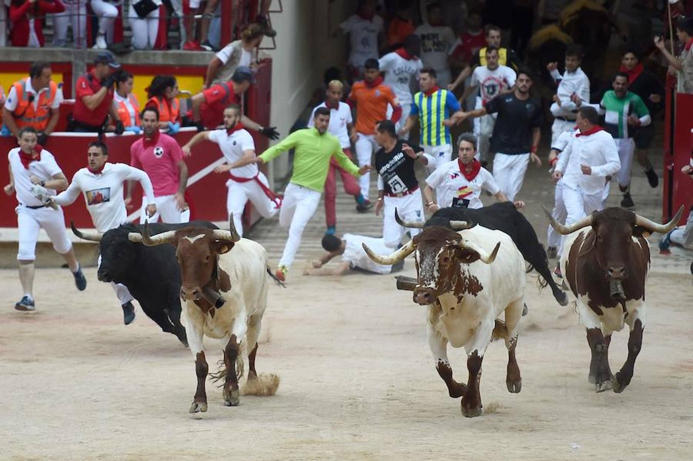 Las mejores imágenes del peligroso encierro de Jandilla