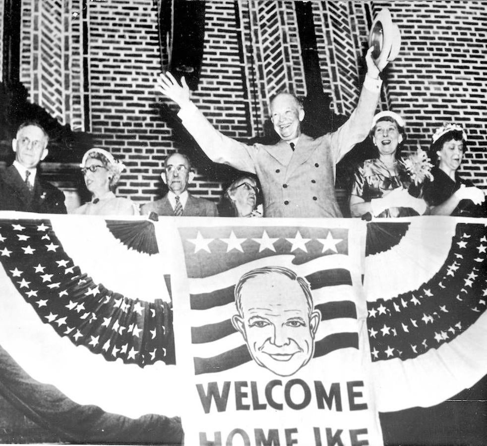 Eisenhower en su campaña electoral en Kansas, 1952. 