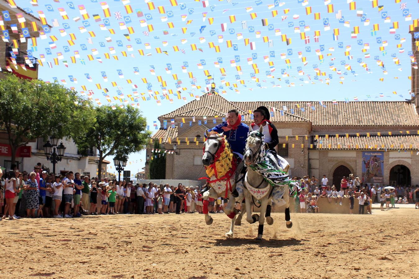 Las imágenes de las carreras de caballos enjaezados de Carpio de Tajo