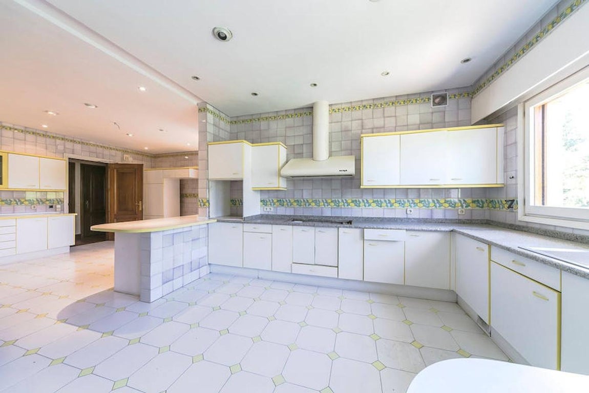 Así es la mansión de la familia Ruiz Mateos que sale a subasta por 2,2 millones de euros