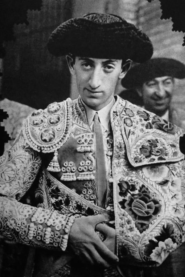 Manolete, preparado para torear en la Plaza de Las Ventas de Madrid. 