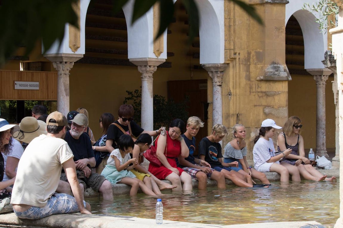 Córdoba bajo la primera ola de calor del verano, en imágenes