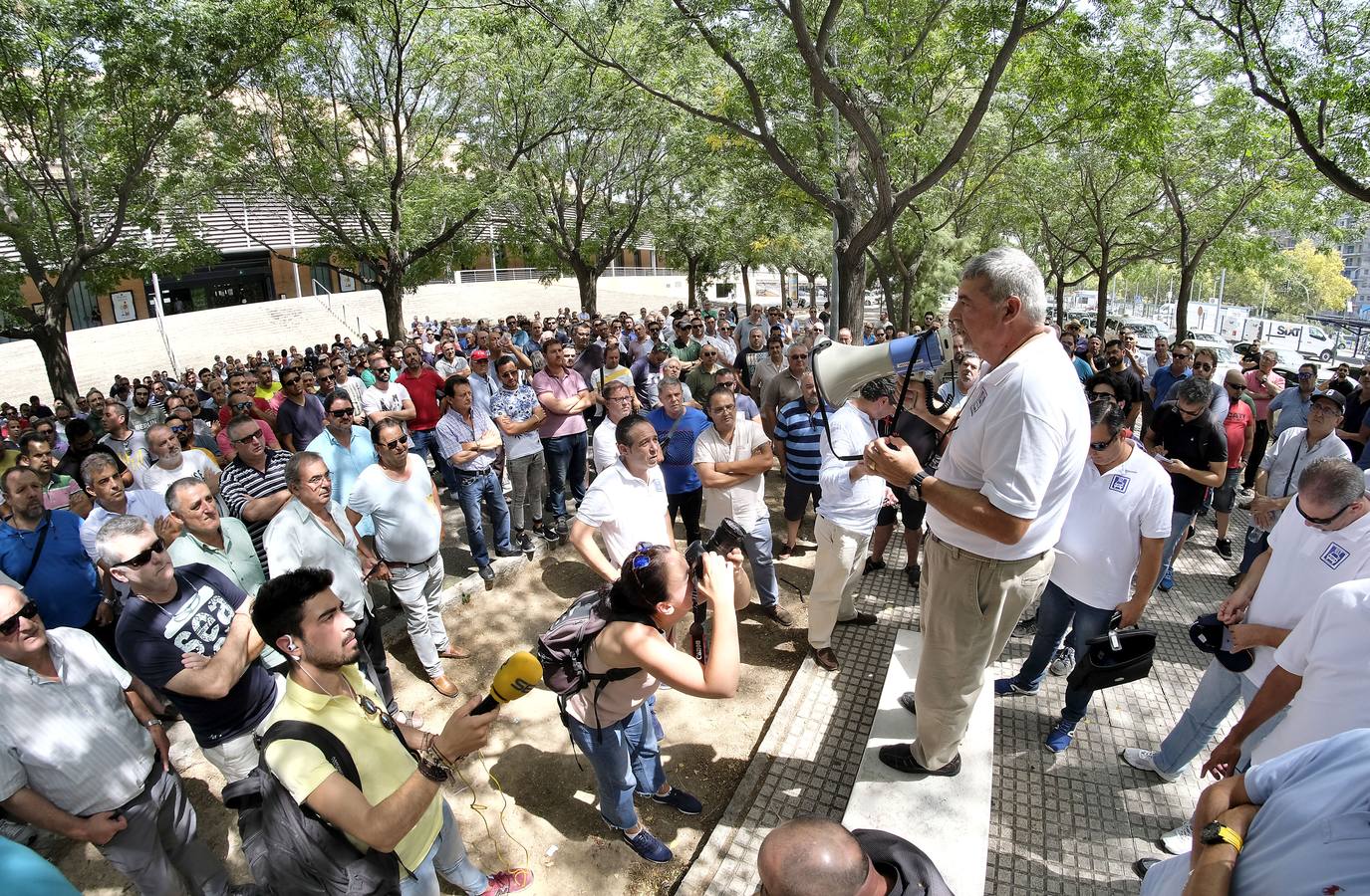 La huelga de taxis, en imágenes