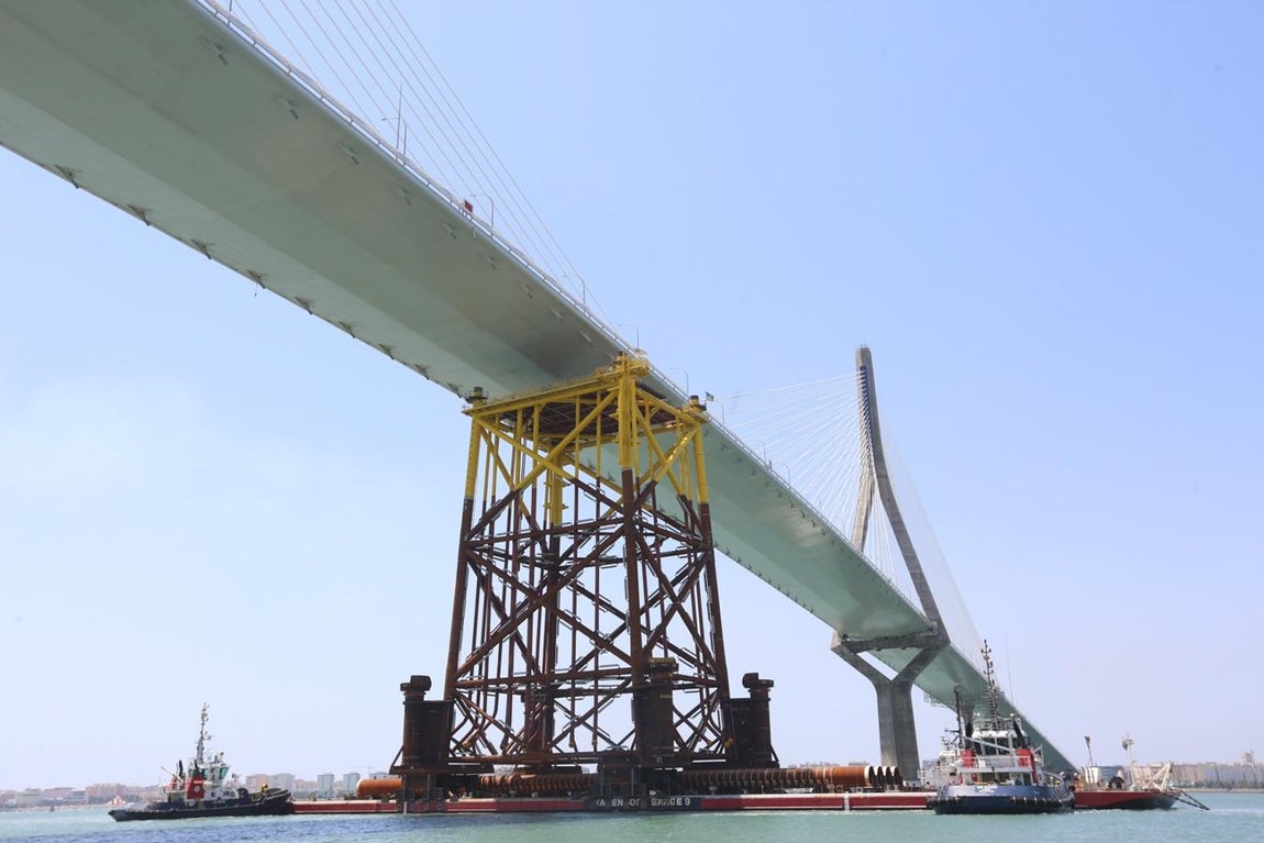 GALERÍA FOTOS: La ‘jacket’ de Iberdrola viaja al mar del Norte