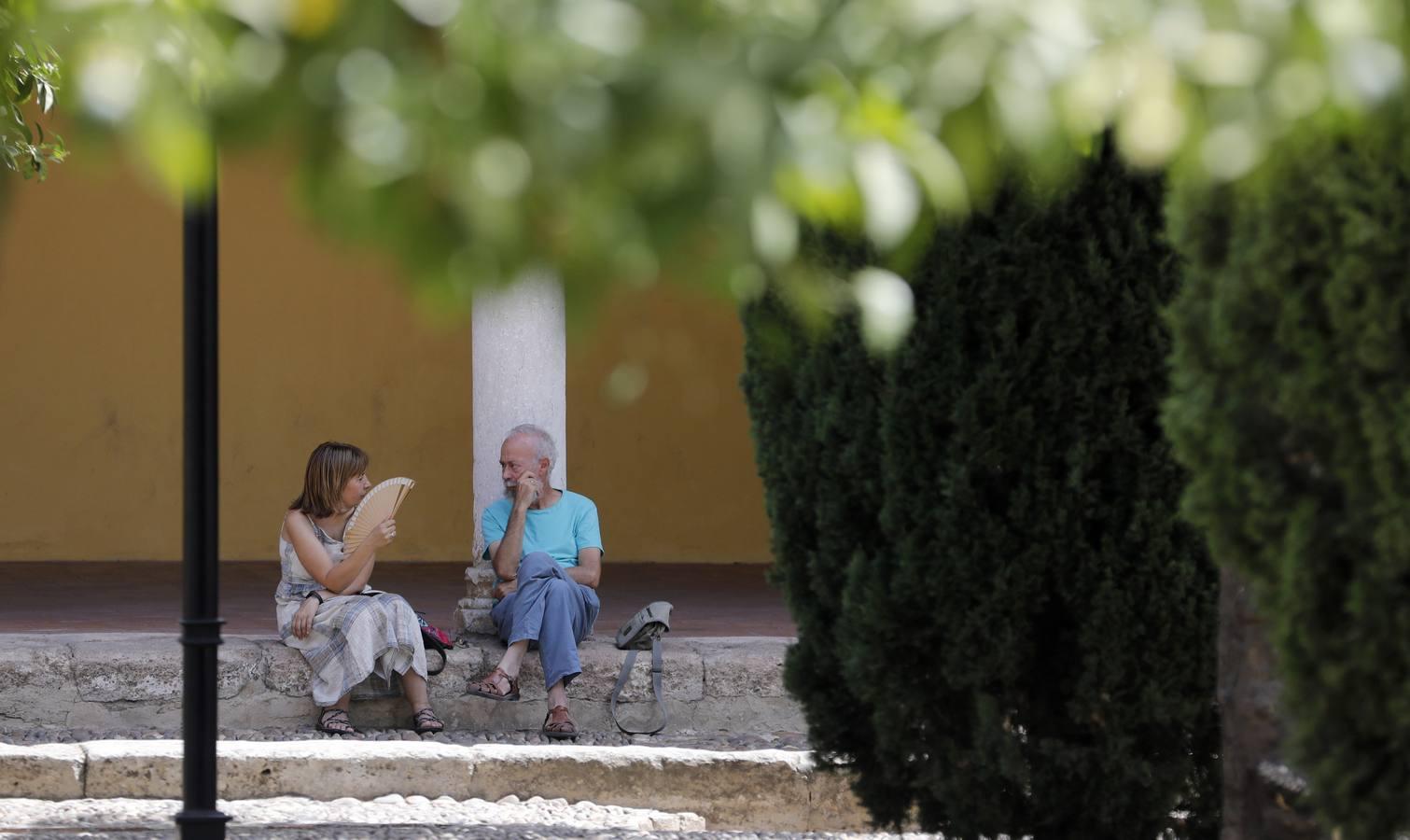 Un domingo desértico en Córdoba, en imágenes