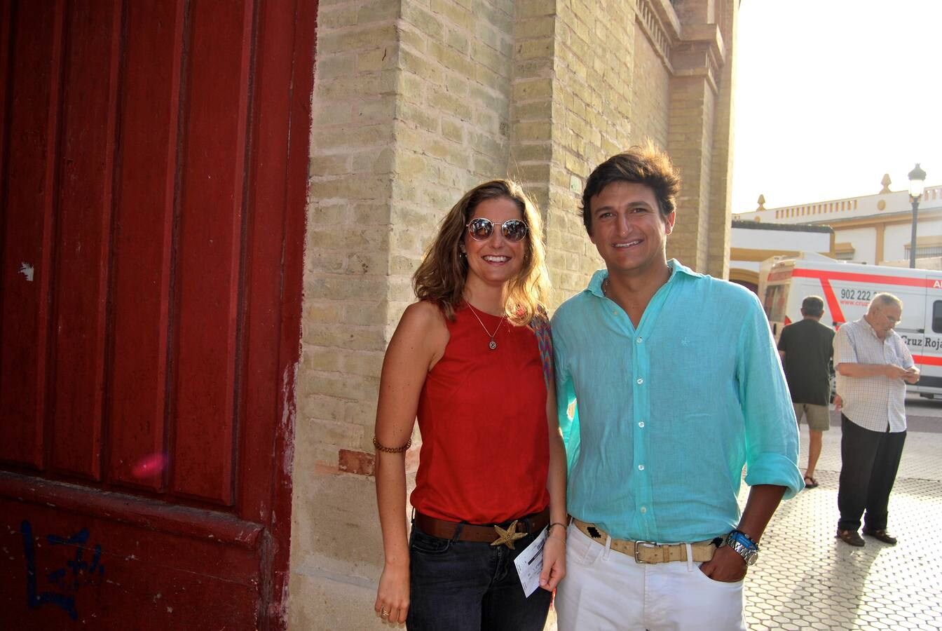 Miriam Maestre junto a su marido el novillero Gonzalo Domecq. 
