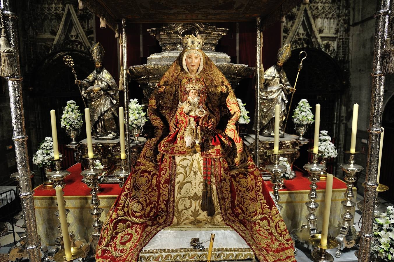 Galería de la novena de la Virgen de los Reyes