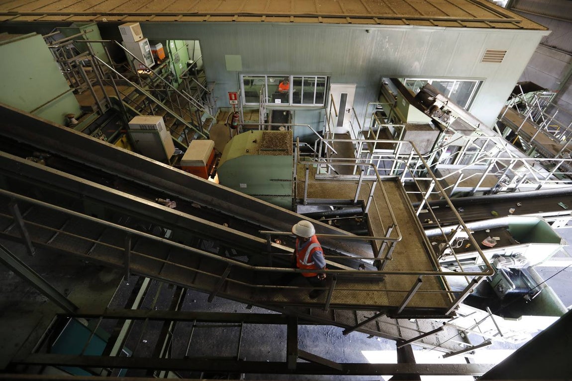 La planta de reciclaje del Lobatón, en imágenes