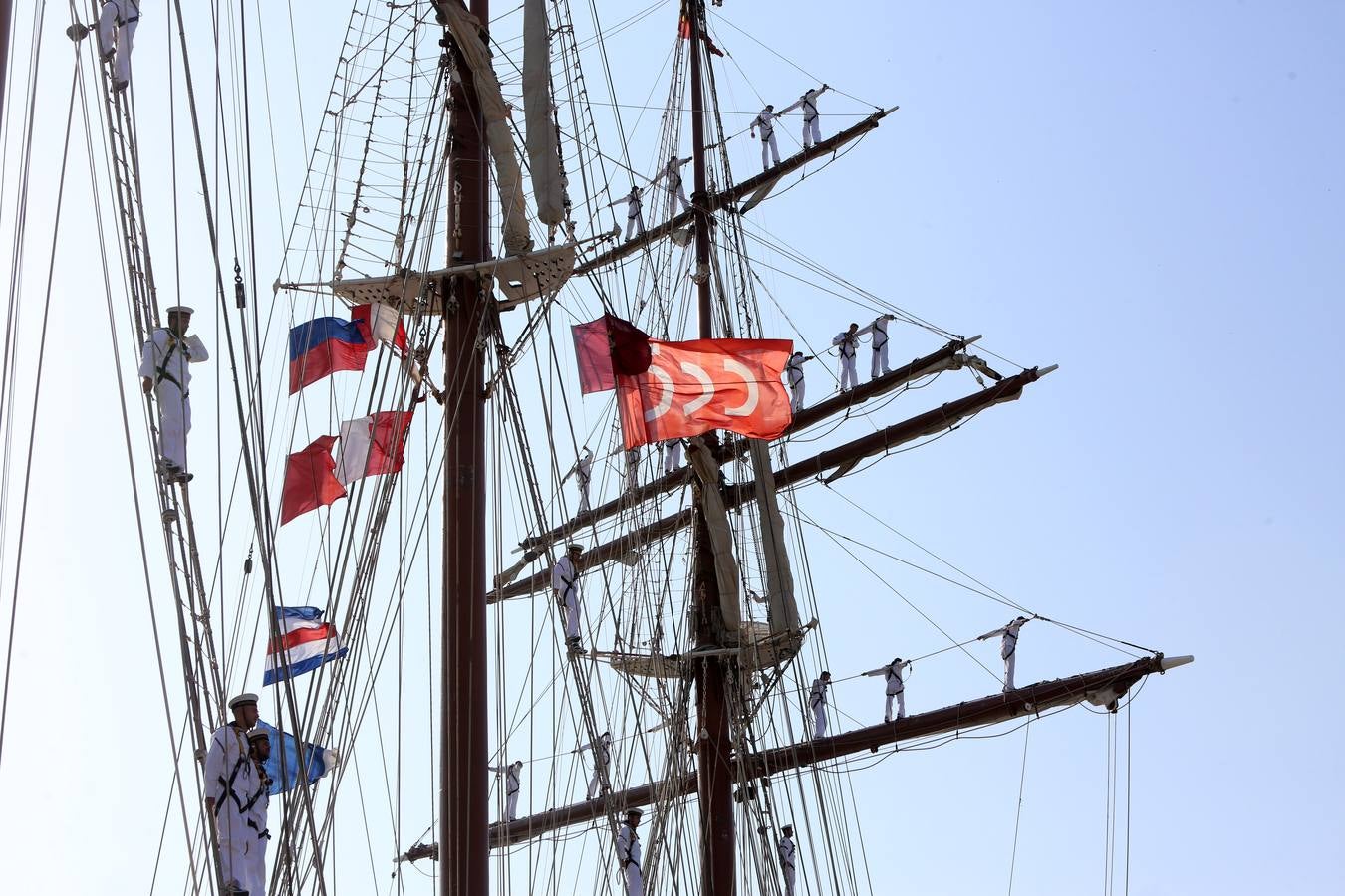 FOTOS: La llegada de Elcano a Cádiz, en imágenes