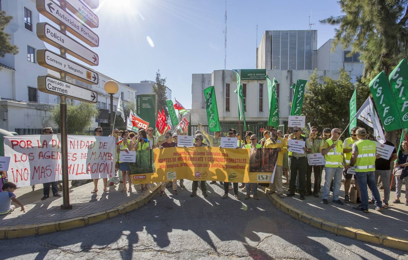 Los empleados del Infoca se manifiestan en Huelva por la precariedad laboral