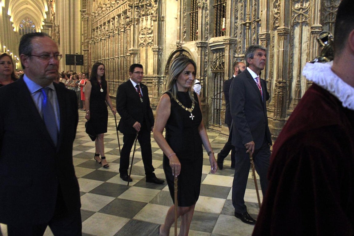 En imágenes: Toledo con su Virgen del Sagrario y los botijos