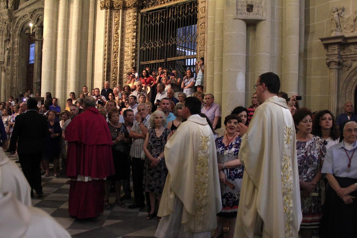 En imágenes: Toledo con su Virgen del Sagrario y los botijos