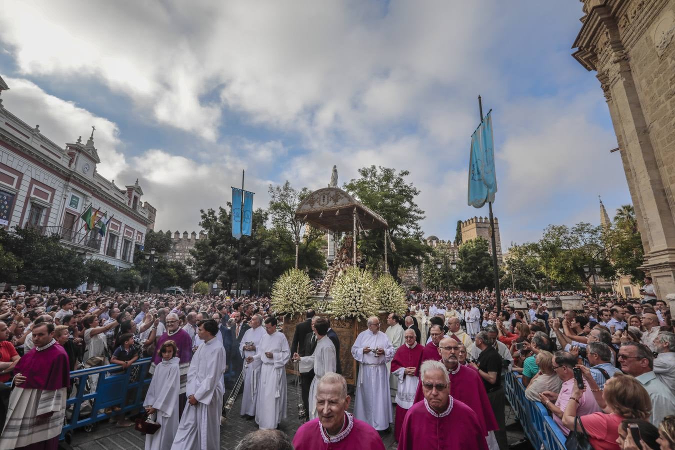 Las imágenes de la procesión de la Virgen de los Reyes (II)