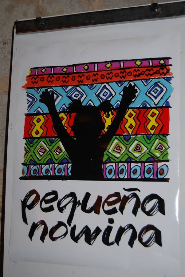 Logo de la ONG Pequeña Nowina. 