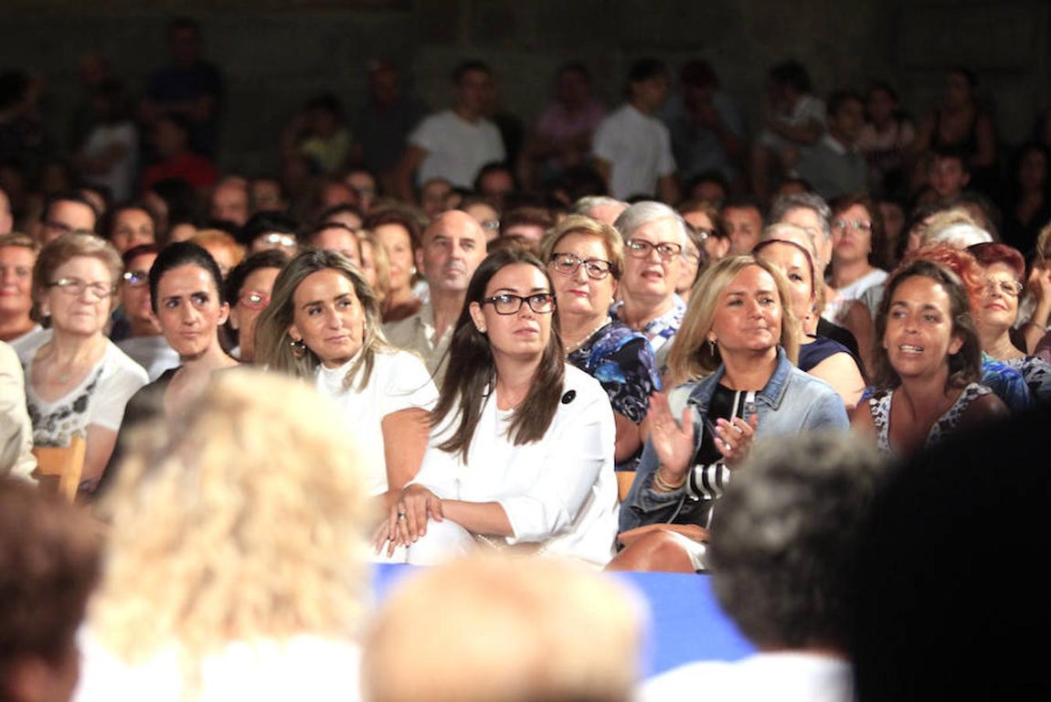 «Viaje a los 80», el desfile «más personal» de José Sánchez