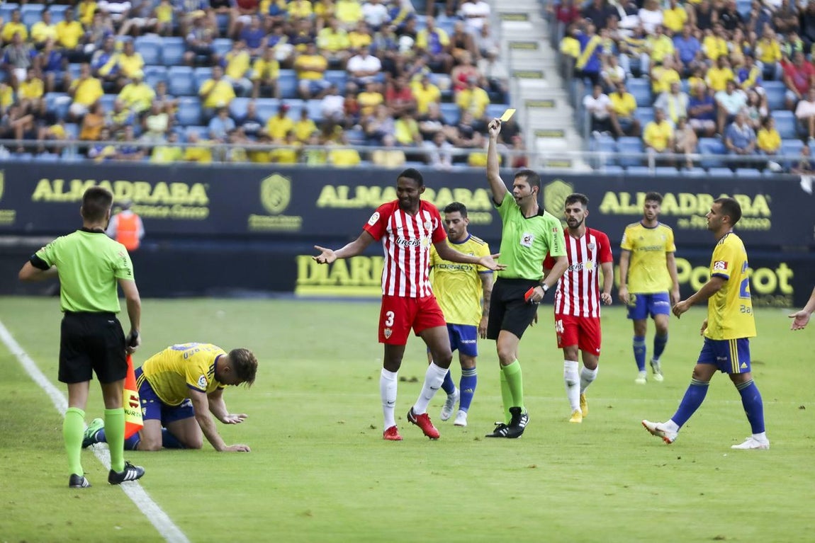 GALERÍA: El Cádiz CF-UD Almería en imágenes