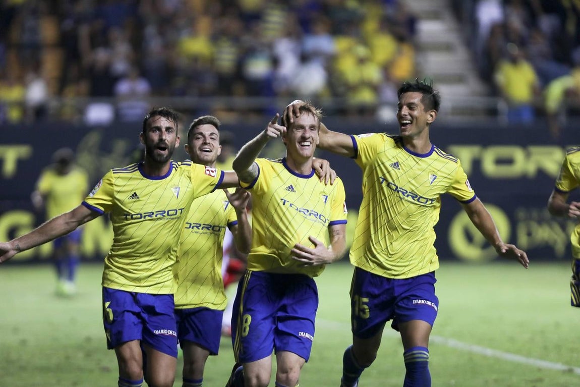 GALERÍA: El Cádiz CF-UD Almería en imágenes