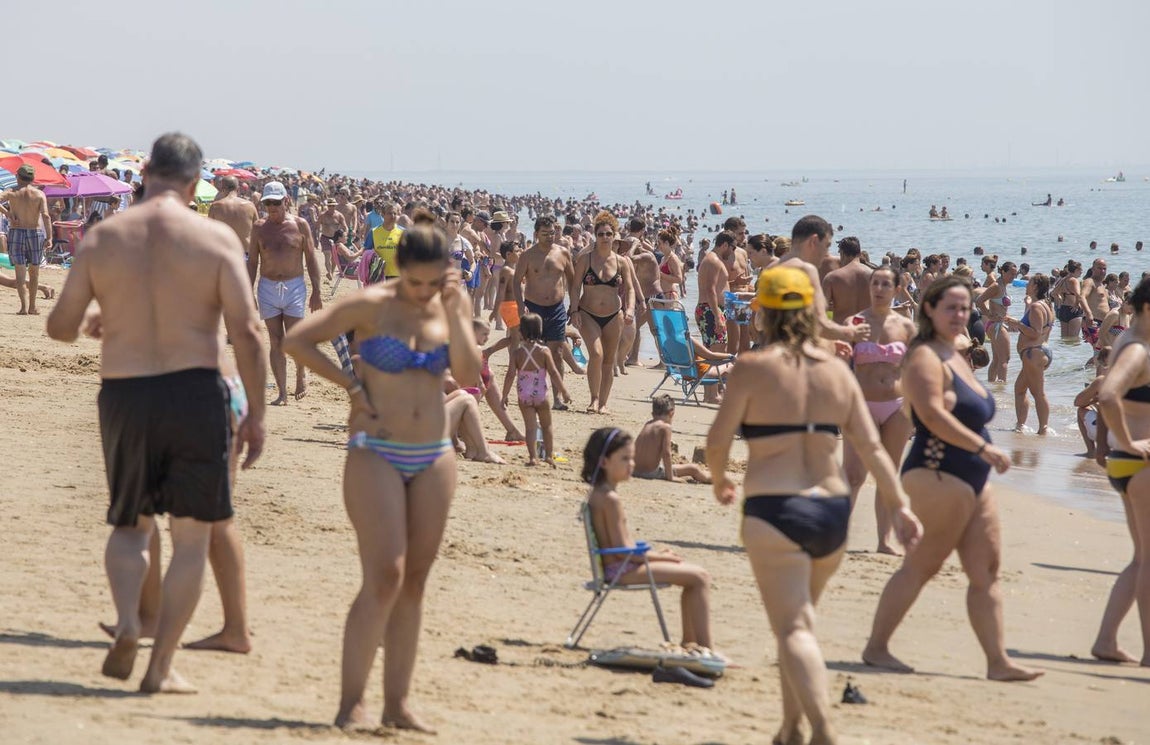 Una jornada de playa en La Antilla