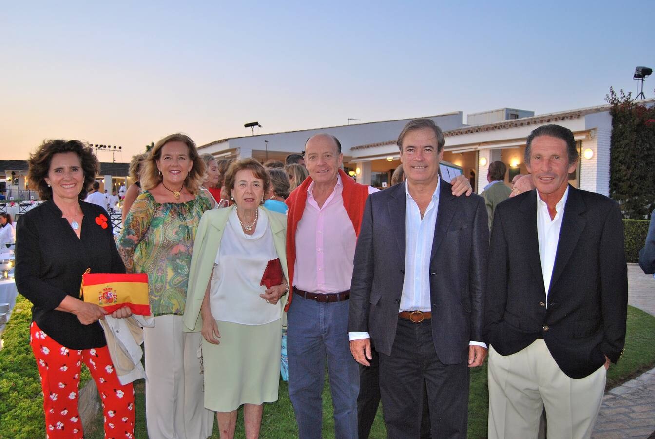 Paola Moreno, María Osborne, María Gordon, Ignacio Sáez de Montagut, Marqués de Domecq y Juan Melgarejo
