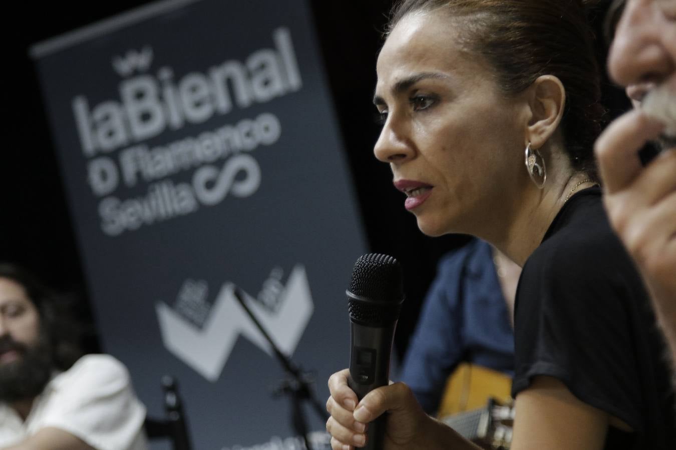 En imágenes, el ensayo de Isabel Bayón para la XX Bienal de Flamenco