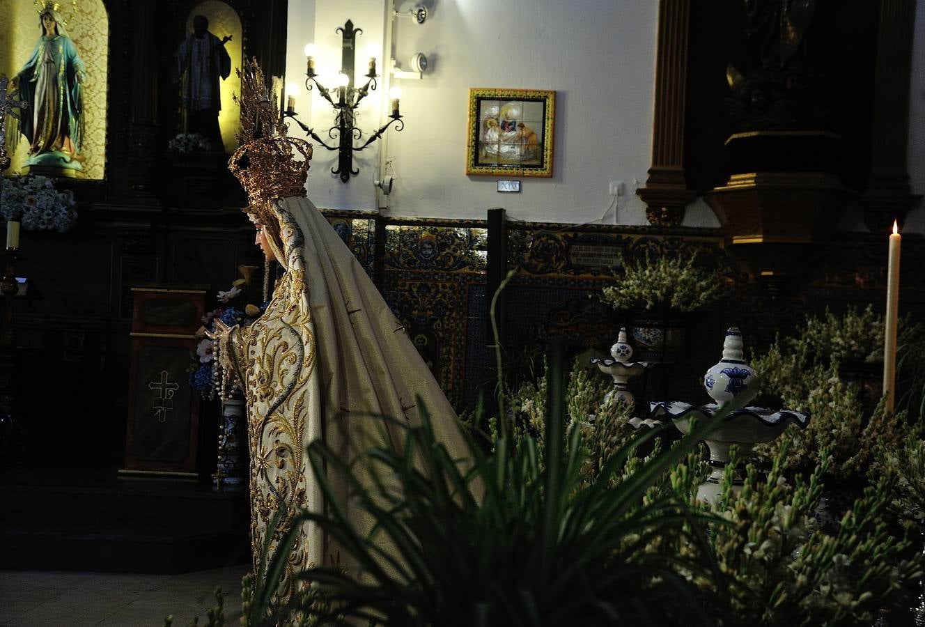 Galería del besamanos de la Virgen de la Salud de San Gonzalo