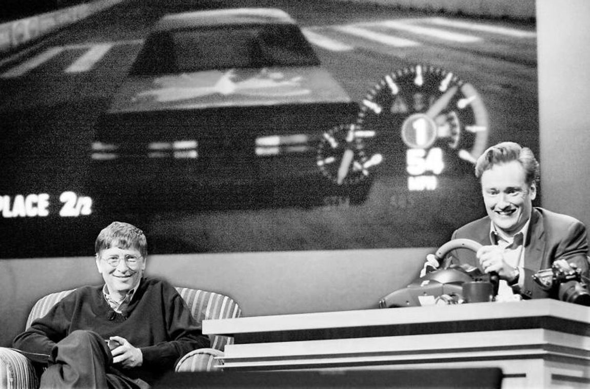 Presentación de un videojuego de conducción para XBOX, la consola de Microsoft. 