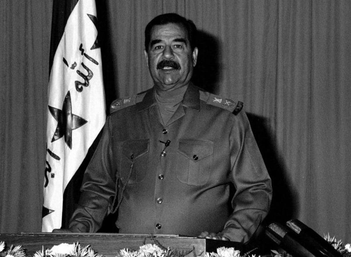 Sadam Hussein en un discurso emitido en la televisión iraquí. 