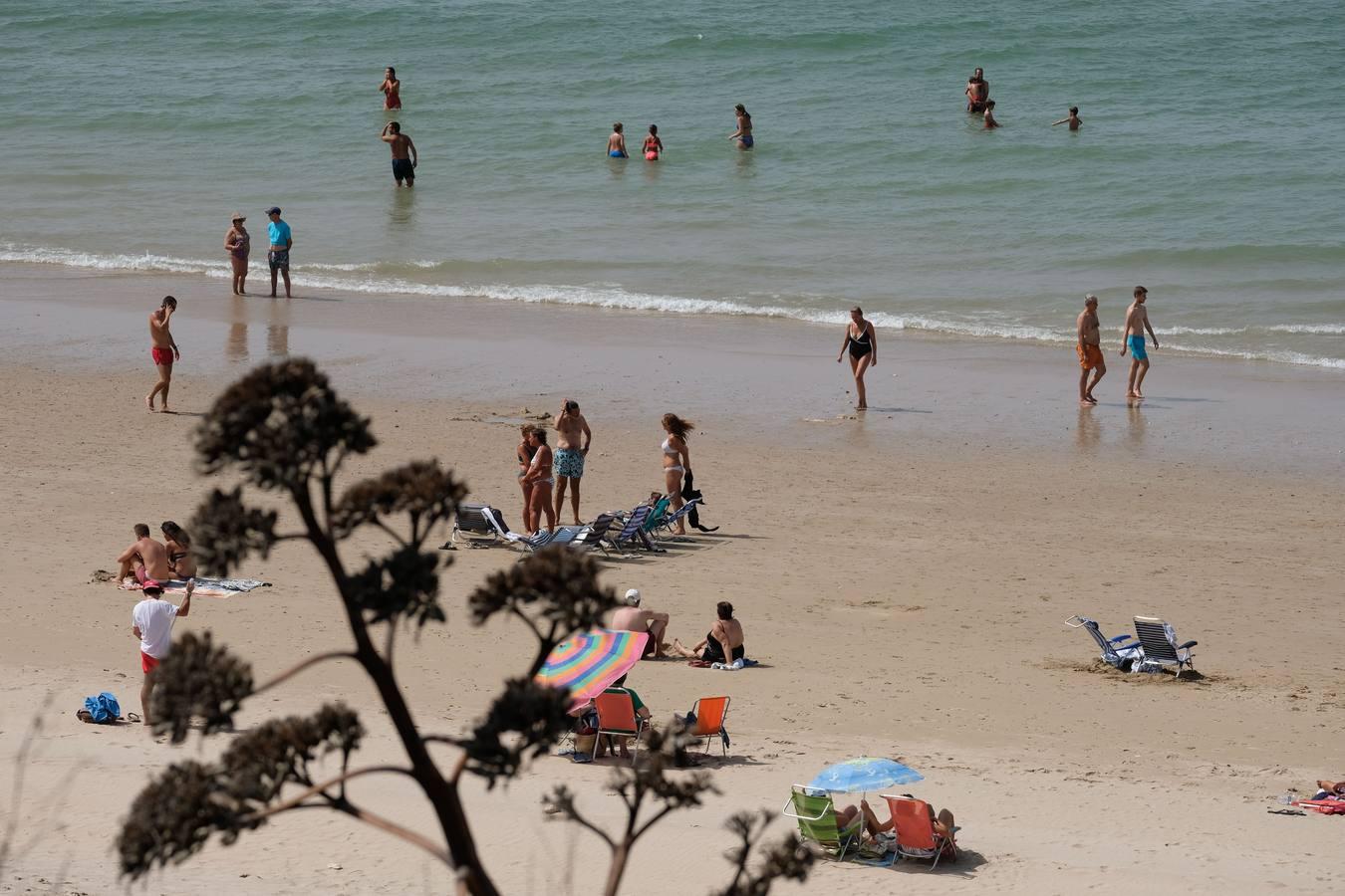 Una jornada en las playas de El Puerto de Santa María en Cádiz