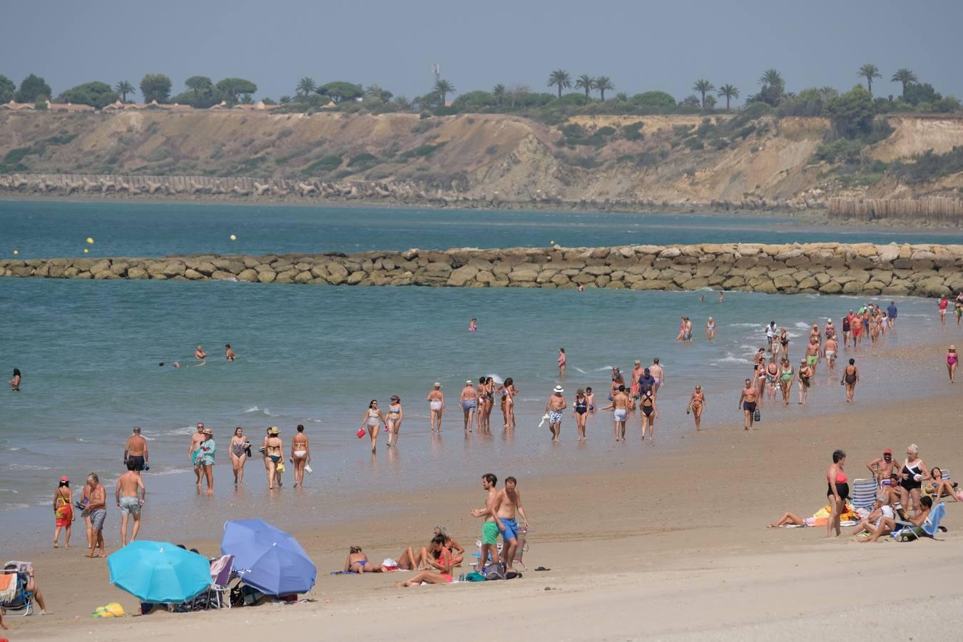 Una jornada en las playas de El Puerto de Santa María en Cádiz