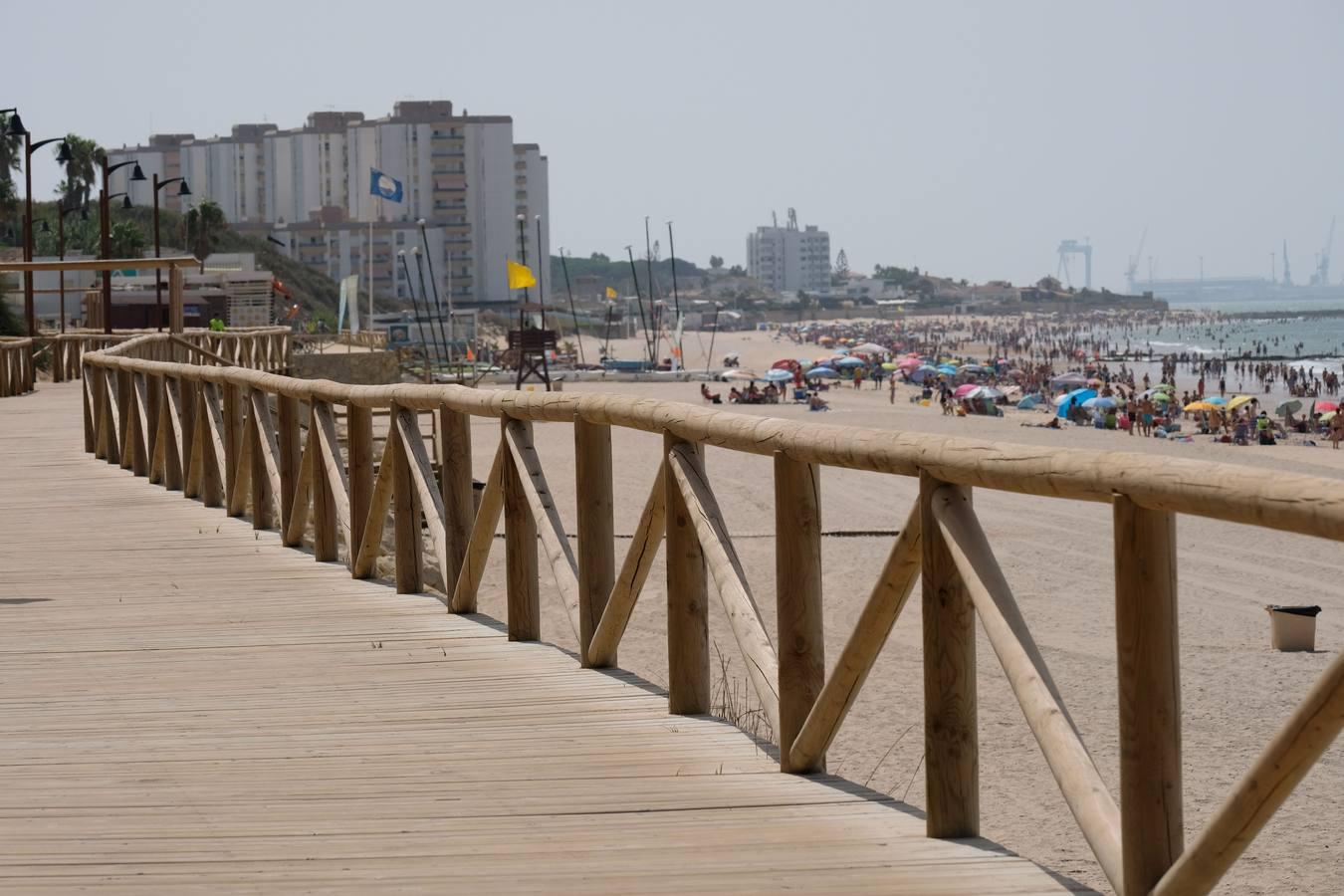 Una jornada en las playas de El Puerto de Santa María en Cádiz