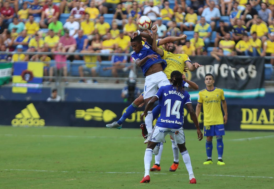 Las mejores imágenes del partido Cádiz CF-Oviedo