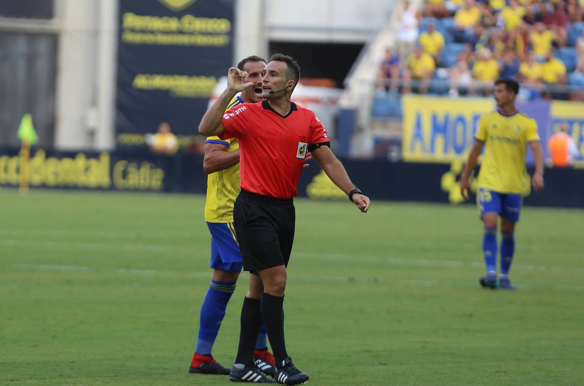 Las mejores imágenes del partido Cádiz CF-Oviedo