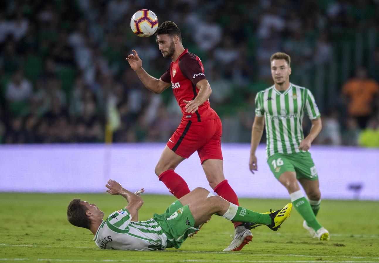 Las mejores instantáneas del gran derbi hispalense