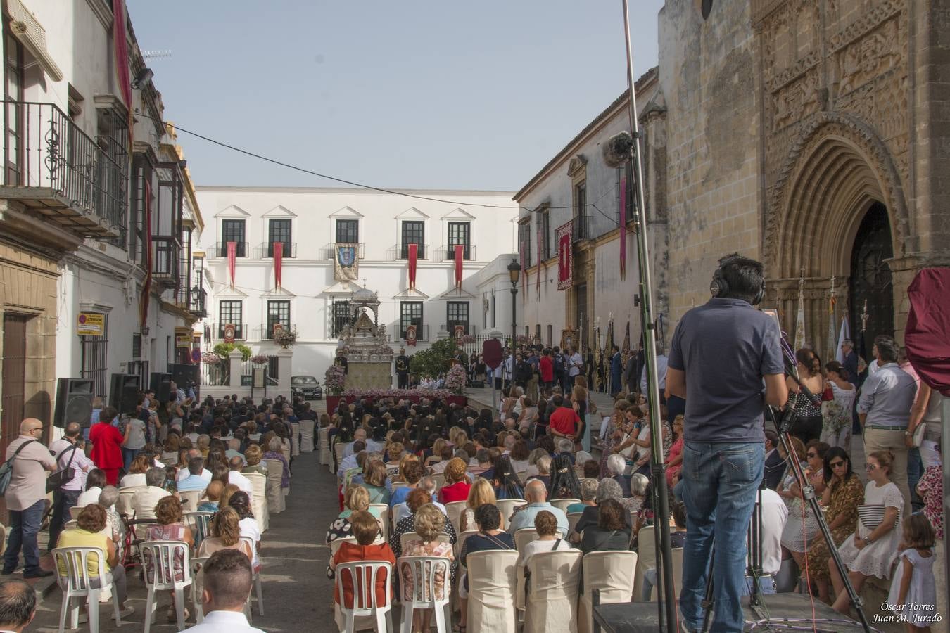 Galería de la salida extraordinaria de la Virgen de la Caridad de Sanlúcar de Barrameda