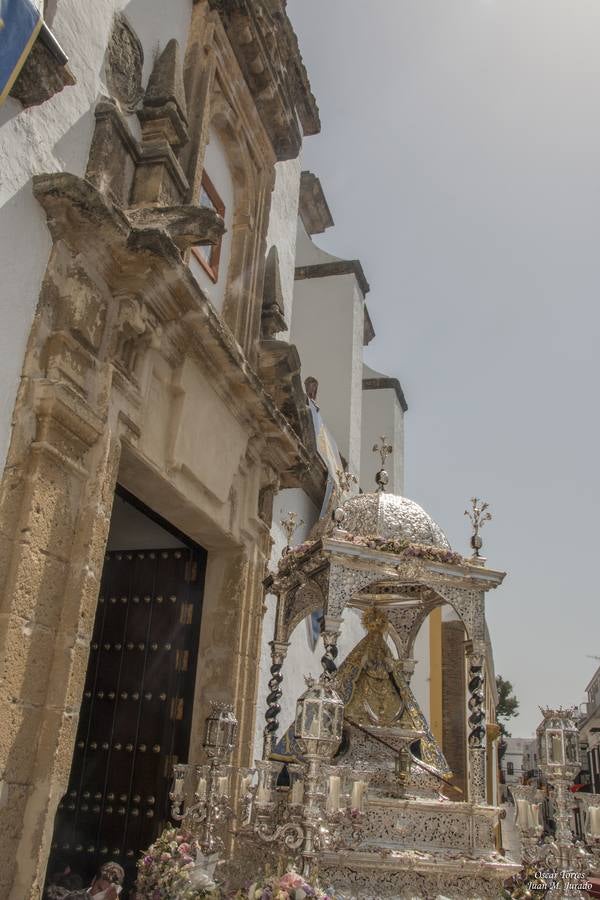 Galería de la salida extraordinaria de la Virgen de la Caridad de Sanlúcar de Barrameda