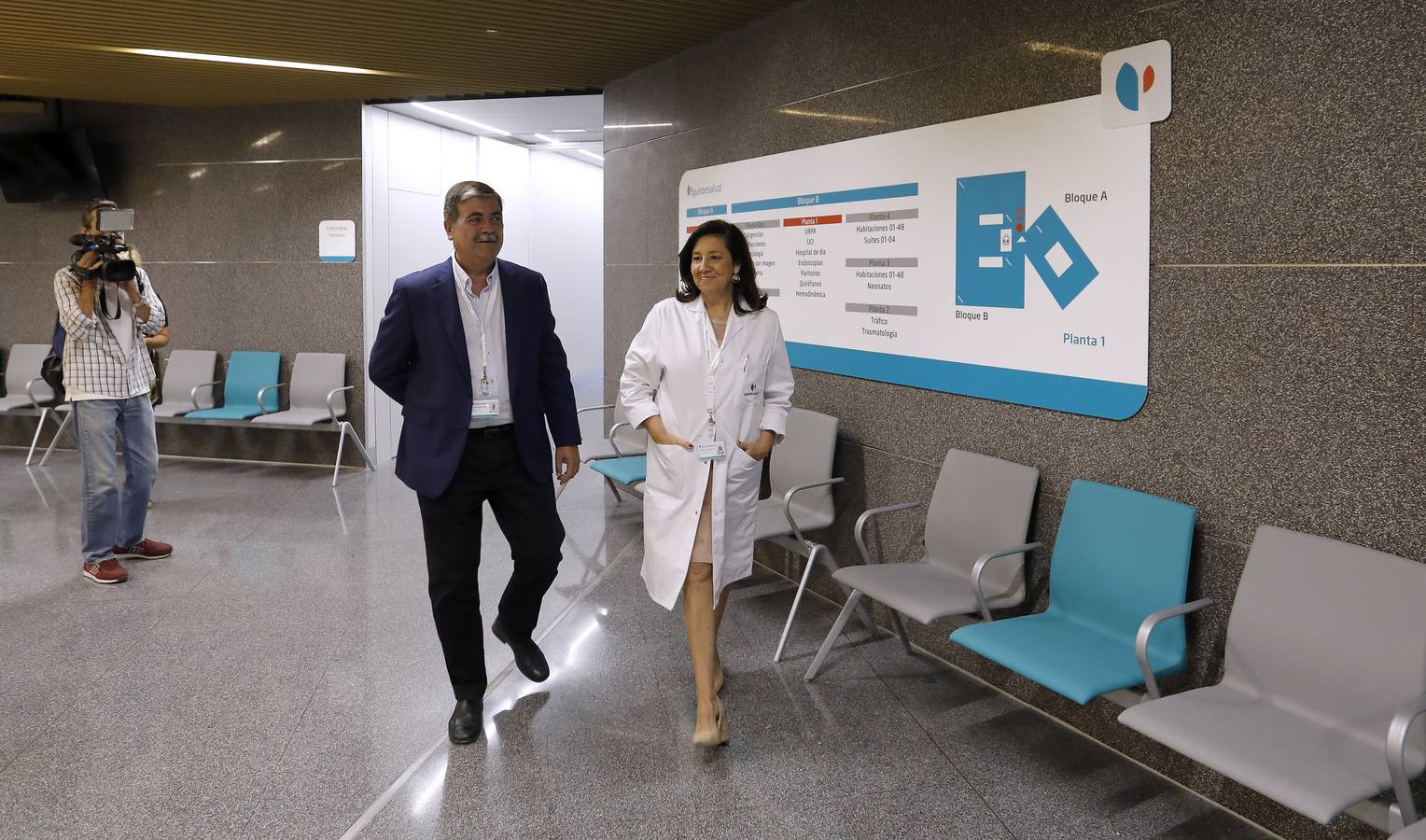 El primer día de actividad del Hospital Quirón de Córdoba, en imágenes