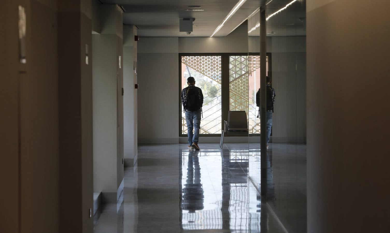 El primer día de actividad del Hospital Quirón de Córdoba, en imágenes