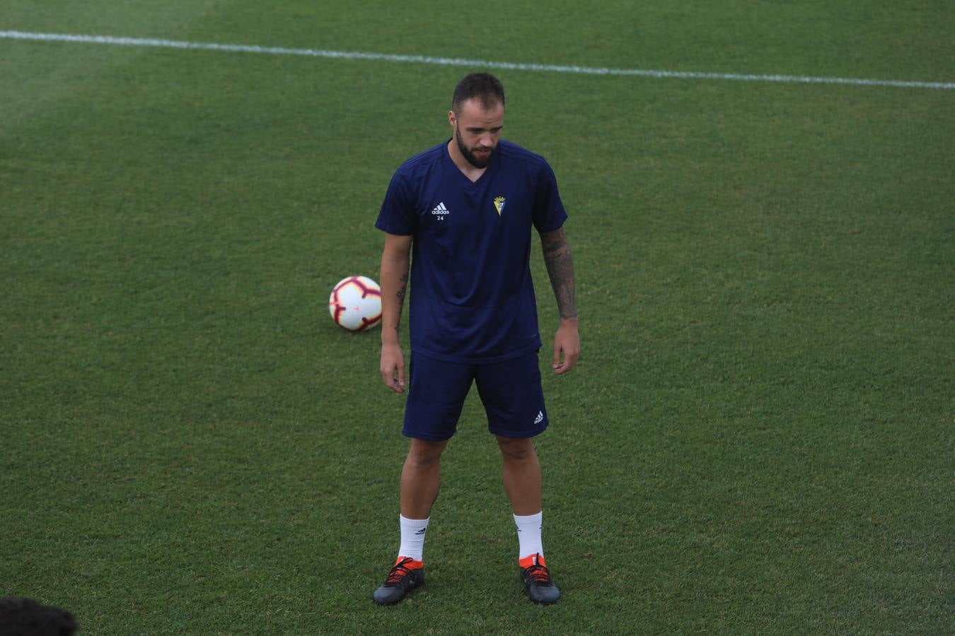 Dejan Lekic y Edu Ramos ya entrenan con el Cádiz CF