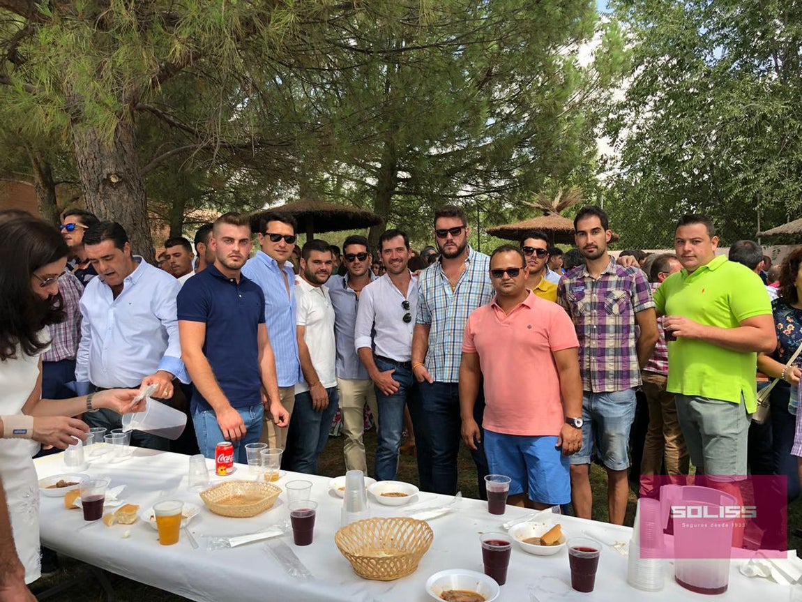 La fiesta de la ternera de Menasalbas, en imágenes