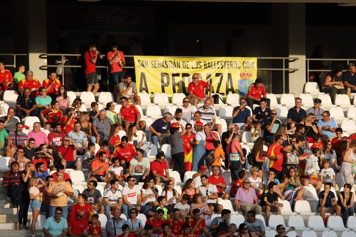 Selección de imágenes del España-Albania