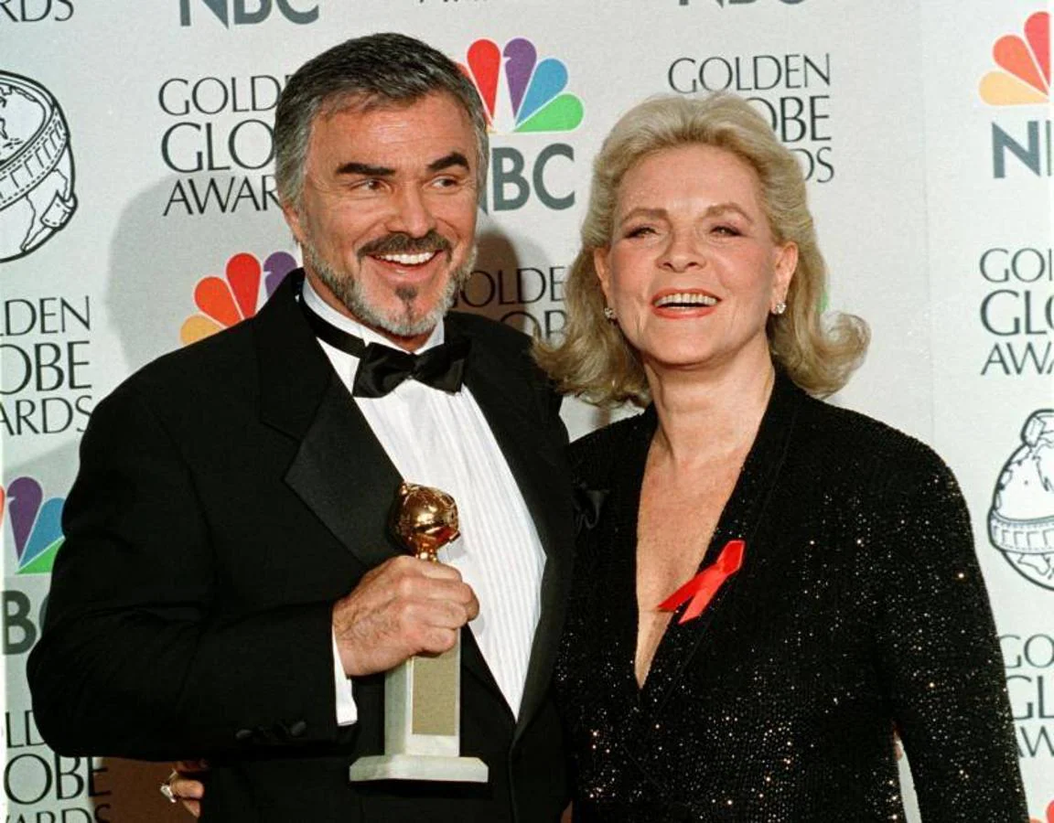 Premios. En 1999, fue galardonado con un Globo de Oro como mejor actor de reparto por la película «Boogie Nights ». En la fotografía está con Lauren Bacall.