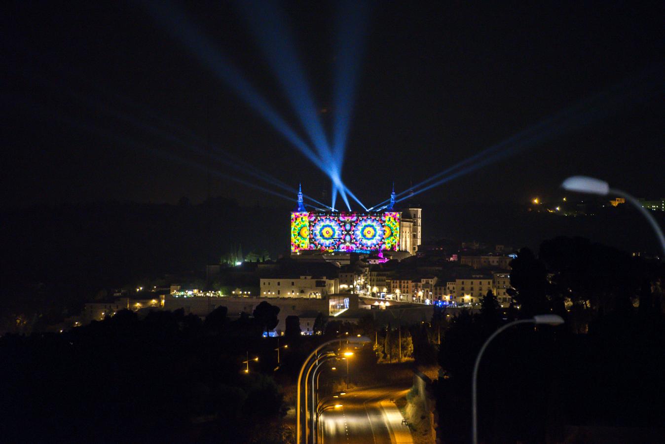 «Luz Toledo» brilla en la noche