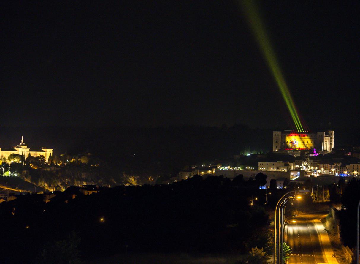 «Luz Toledo» brilla en la noche