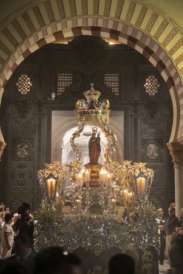 La procesión de la Virgen de la Fuensanta de Córdoba, en imágenes