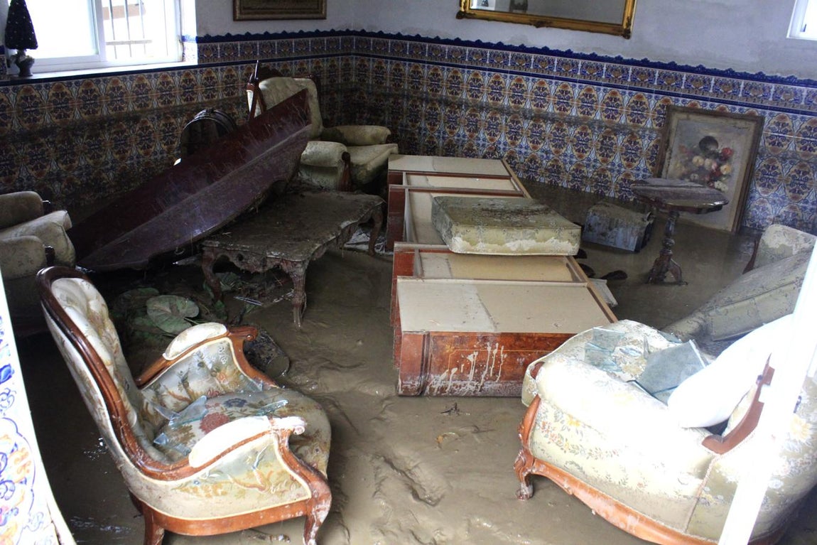 Los estragos de la tromba de agua de Cebolla, en imágenes