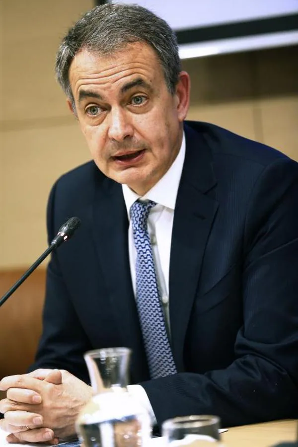 Zapatero durante un discurso en el 40º aniversario de la Constitución. 