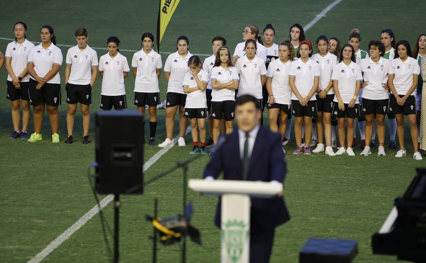 Las mejores imágenes de la presentación del Córdoba CF femenino