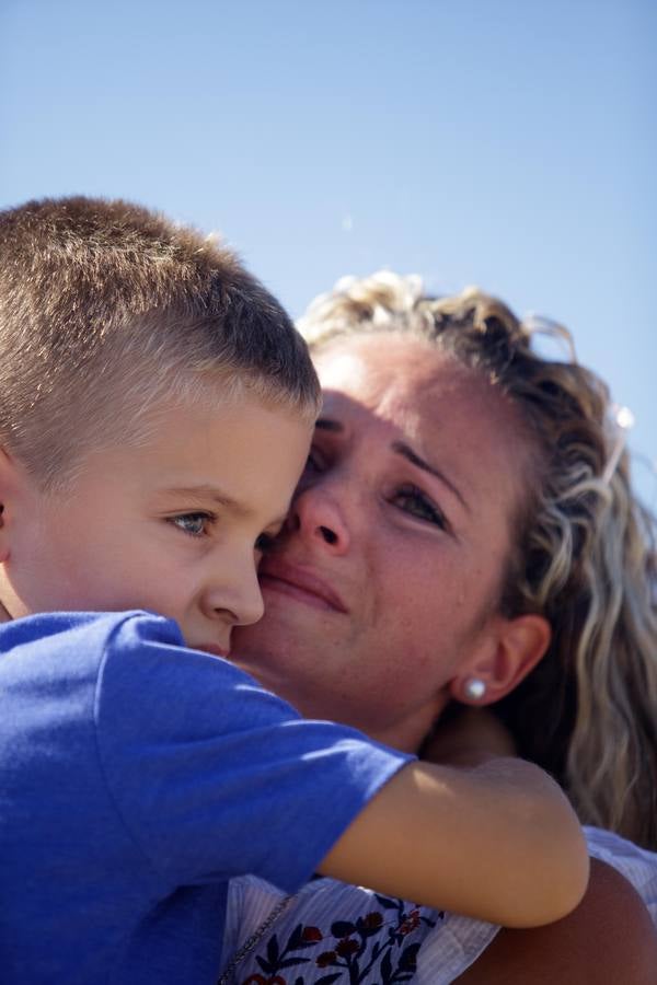 La triste vuelta al cole de Cristian, el niño de La Carlota con autismo, en imágenes