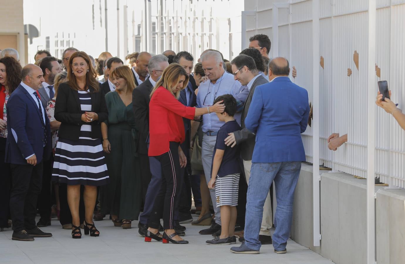 En imágenes, la «vuelta al cole» en la capital hispalense